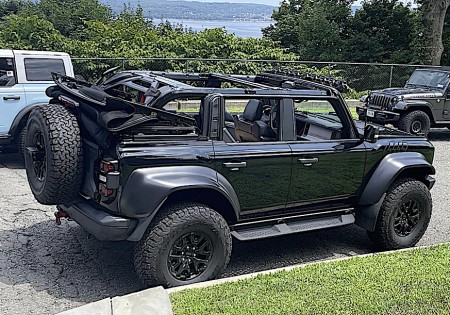 FORD BRONCO CABRIO SOFTTOP JEEP 4x4 ( 2025 )